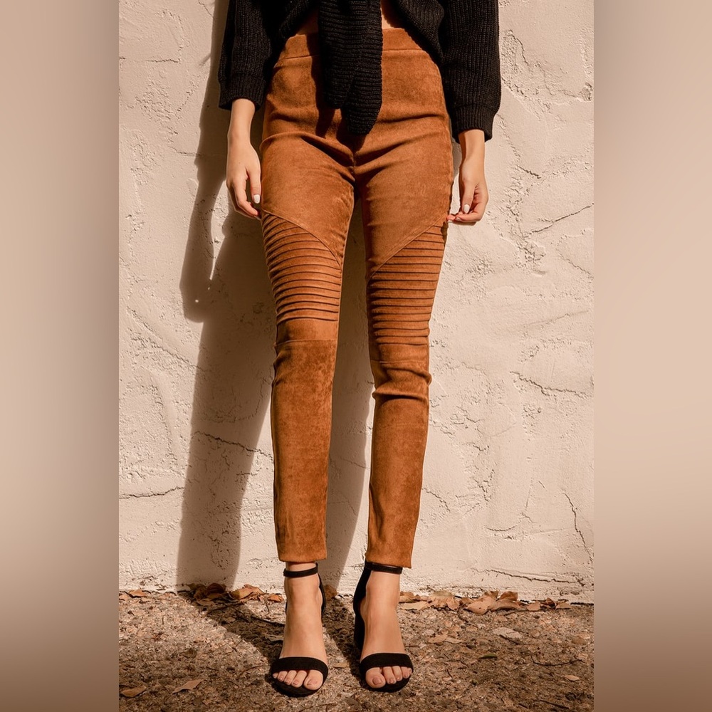Lu Bella Women’s Camel Brown Faux Suede Pants Sz Small Equestrian Farm Festival